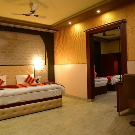 The Park Presidency Hotel Bareilly Ngoại thất bức ảnh