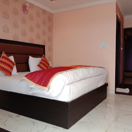The Park Presidency Hotel Bareilly Ngoại thất bức ảnh